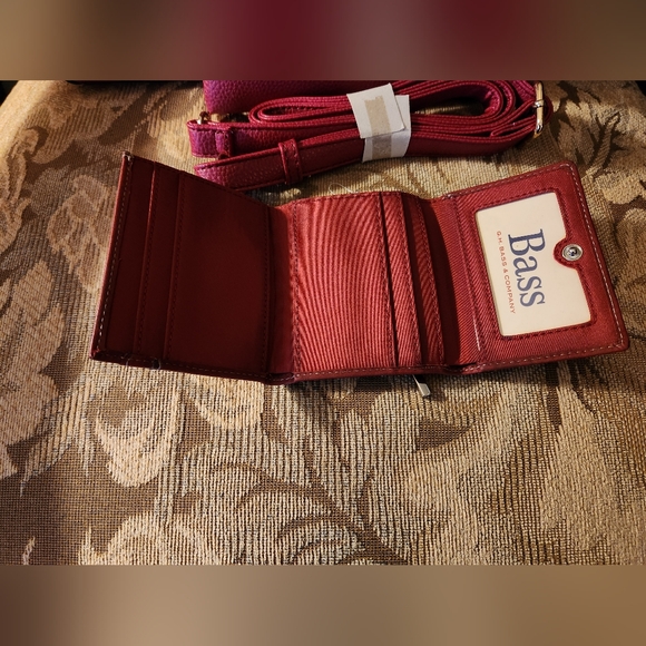 Bass Cranberry Red, Satchel Bag/w Matching clutch bag and Billfold NWOT - Picture 14 of 16